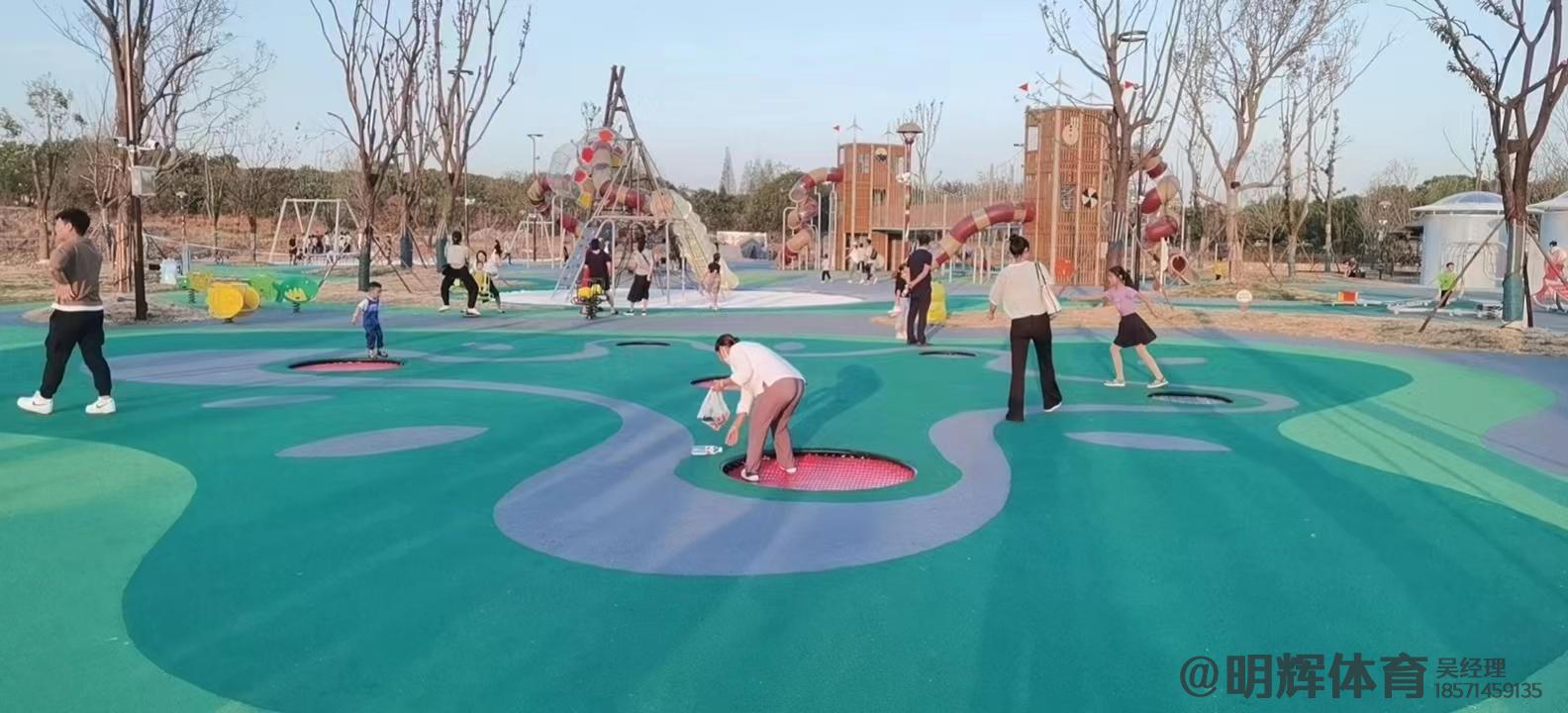 宁德公园跑道是用什么材料做成的